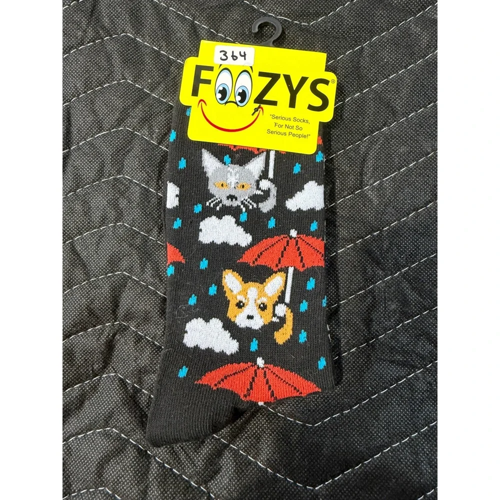 Foozys Crew Socks Women Size 9-11 Black NWT Raining Cats‎ and Dogs Corgi Novelty